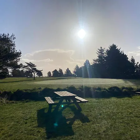 Renovated Retreat Near - By Traum 布拉万德