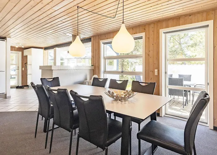Renovated Retreat Near - By Traum * 布拉万德