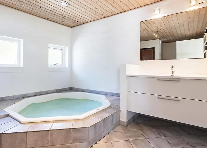 Renovated Retreat Near - By Traum 度假居 布拉万德